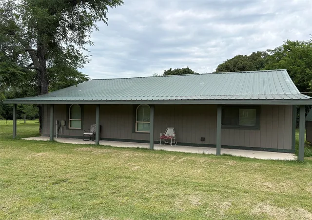Homes for sale in Cumby, TX | 2212 County Road 4128, Cumby, TX 75433 | MLS# 21272183