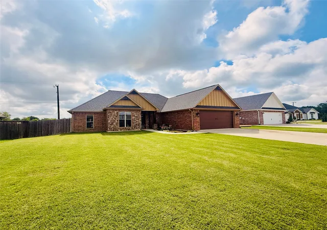 Photo 1 of Single family home for sale at 330 Koby Cir, Sulphur Springs, TX 75482 | MLS# 21277117 | Listing updated on 2026-07-09