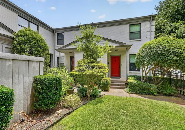 Photo 1 of Condo for sale at 4926 Lahoma St, Dallas, TX 75235 | MLS# 21280872 | Listing updated on 2026-08-29