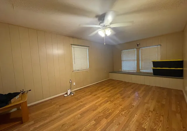 Homes for sale in Whitney, TX | 604 N Angelina St, Whitney, TX 76692 | MLS# 21280930