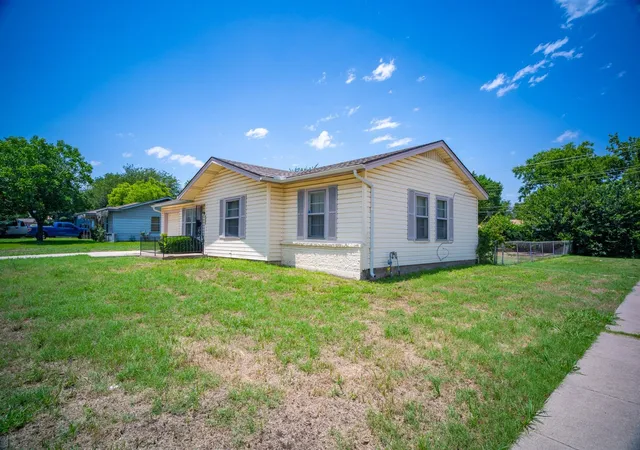 Photo 12 of Single family home for sale at 5245 Ira St N, Haltom City, TX 76117 | MLS# 21276132 | Listing updated on 2026-08-26
