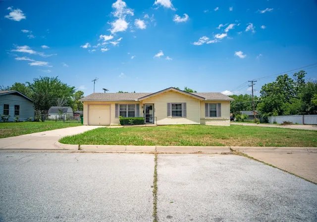 Photo 1 of Single family home for sale at 5245 Ira St N, Haltom City, TX 76117 | MLS# 21276132 | Listing updated on 2026-08-26