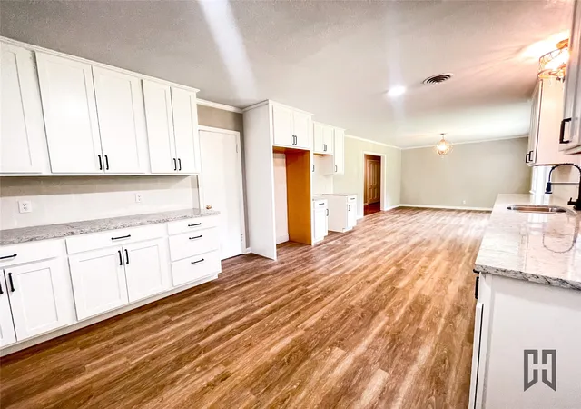 Photo 2 of Single family home for sale at 749 Beverly Dr, Homer, LA 71040 | MLS# 21281022 | Listing updated on 2026-07-20