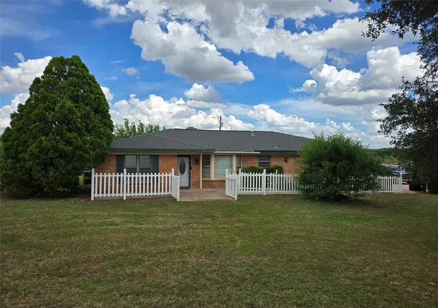 Photo 1 of Single family home for sale at 3701 Caldwell Rd, Abilene, TX 79601 | MLS# 21279094 | Listing updated on 2026-08-26