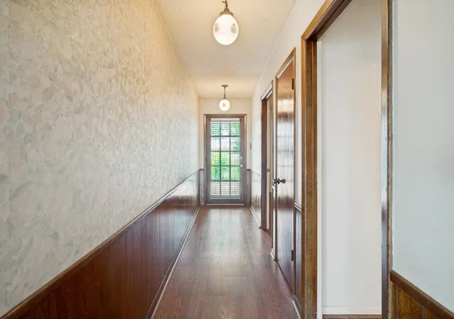Photo 4 of Single family home for sale at 260 New Hope Rd E, Mc Kinney, TX 75071 | MLS# 21279410 | Listing updated on 2026-08-29