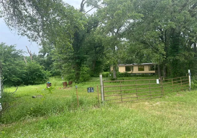 Photo 3 of Manufactured home for sale at 17462 Cherry Blossom, Kemp, TX 75143 | MLS# 21273082 | Listing updated on 2026-09-29