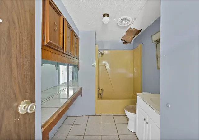 Photo 4 of Manufactured home for sale at 17462 Cherry Blossom, Kemp, TX 75143 | MLS# 21273082 | Listing updated on 2026-09-29