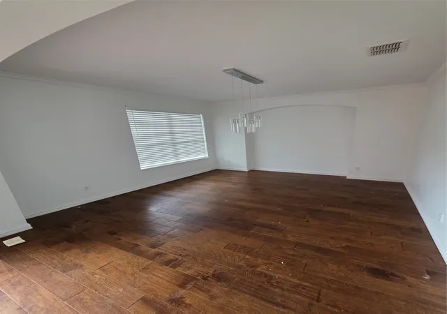 Photo 2 of Single family home for sale at 5529 Big River Dr, The Colony, TX 75056 | MLS# 21250126 | Listing updated on 2026-08-21
