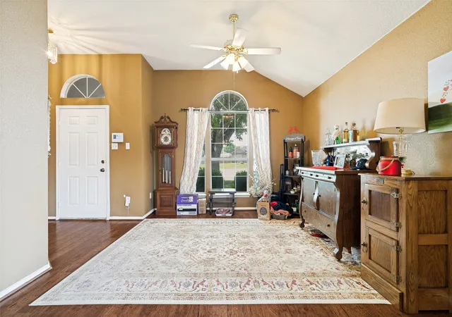 Photo 2 of Single family home for sale at 1005 Darren Dr, Burleson, TX 76028 | MLS# 21281296 | Listing updated on 2026-10-02