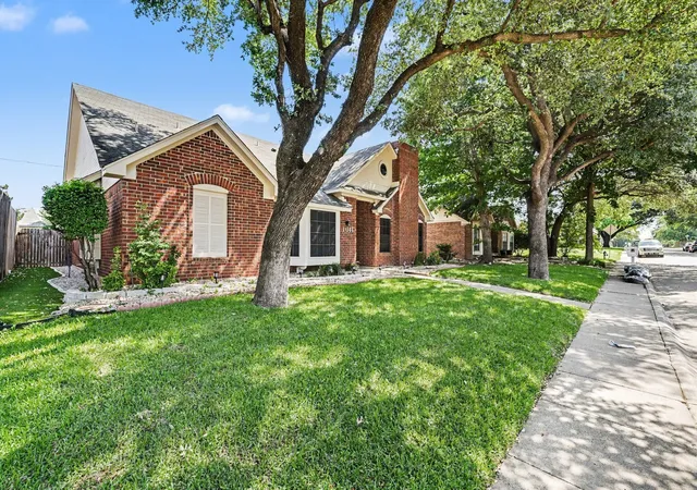 Homes for sale in Duncanville, TX | 1011 Astaire Ave, Duncanville, TX 75137 | MLS# 21281121