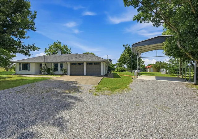 Photo 3 of Sale Pending at 4102 E Us Hwy 82 Hwy, Dodd City, TX 75438 | MLS# 21276275 | Listing updated on 2026-08-25