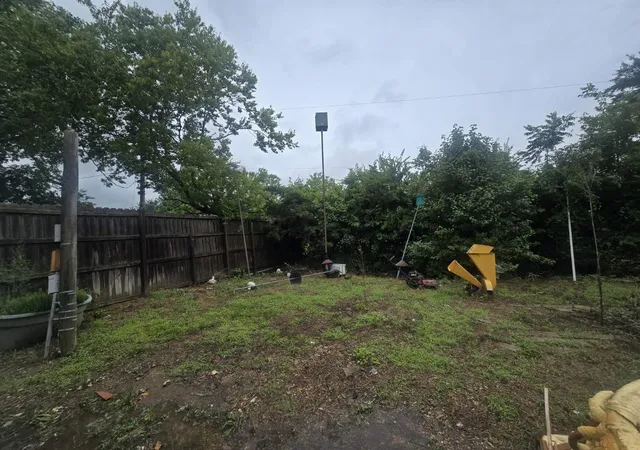Photo 2 of Sale Pending at 425 Barry, Seagoville, TX 75159 | MLS# 21281536 | Listing updated on 2026-07-24