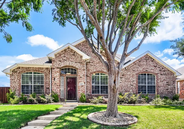 Photo 1 of Sale Pending at 9693 Fairmont Dr, Frisco, TX 75035 | MLS# 21187533 | Listing updated on 2026-08-03
