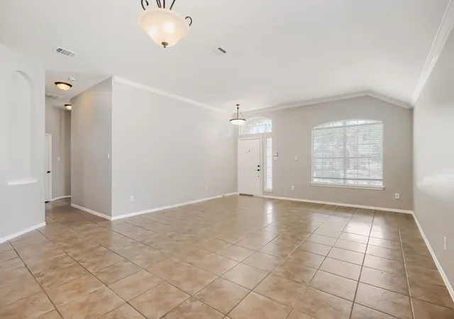 Photo 4 of Sale Pending at 9693 Fairmont Dr, Frisco, TX 75035 | MLS# 21187533 | Listing updated on 2026-08-03