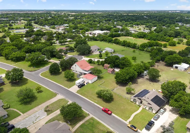 Homes for sale in Red Oak, TX | 104 Bow Creek Cir, Red Oak, TX 75154 | MLS# 21281589