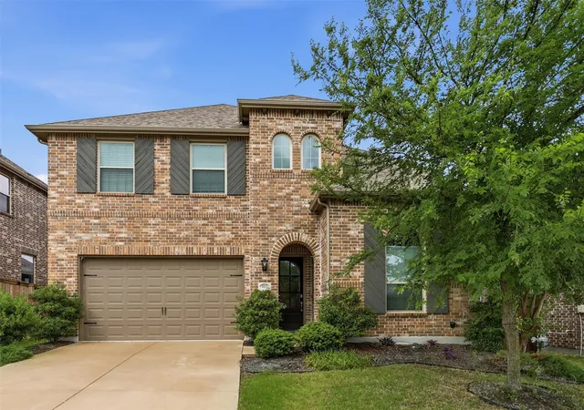 Photo 1 of Single family home for sale at 4005 Big Prairie Dr, Aubrey, TX 76227 | MLS# 21274905 | Listing updated on 2026-07-20