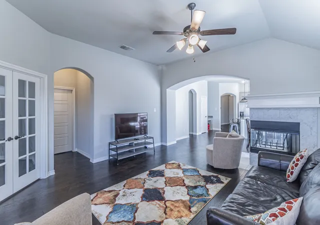 Homes for sale in Glenn Heights, TX | 1901 Maplewood Dr, Glenn Heights, TX 75154 | MLS# 21266926
