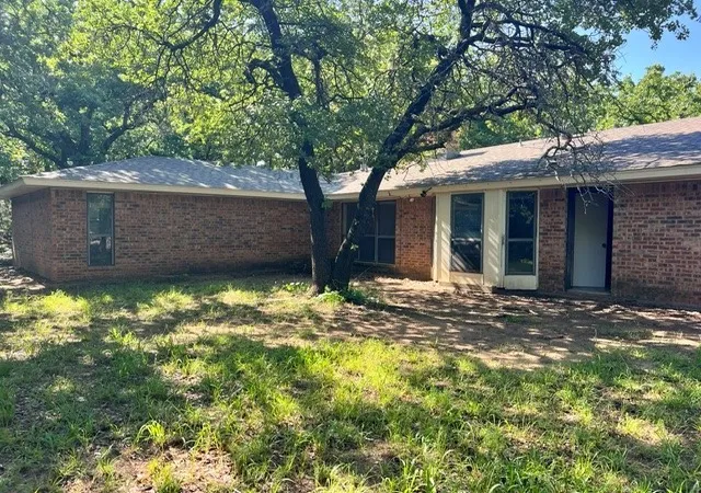 Photo 3 of Single family home for sale at 1304 W Wise St, Bowie, TX 76230 | MLS# 21281685 | Listing updated on 2026-09-15