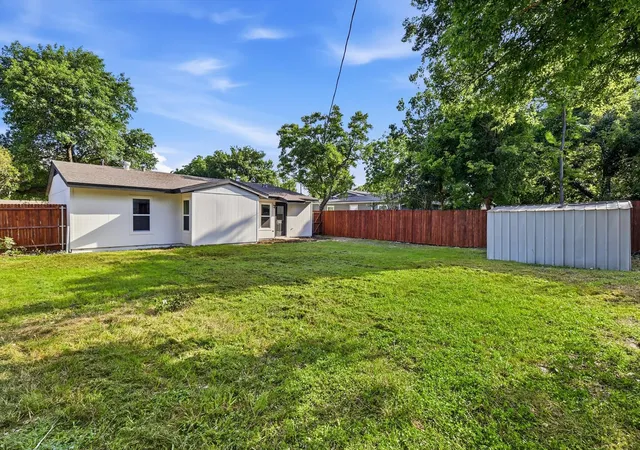 27th image of 2109 Hedgerow St, Arlington, TX 76010 | MLS# 21281668