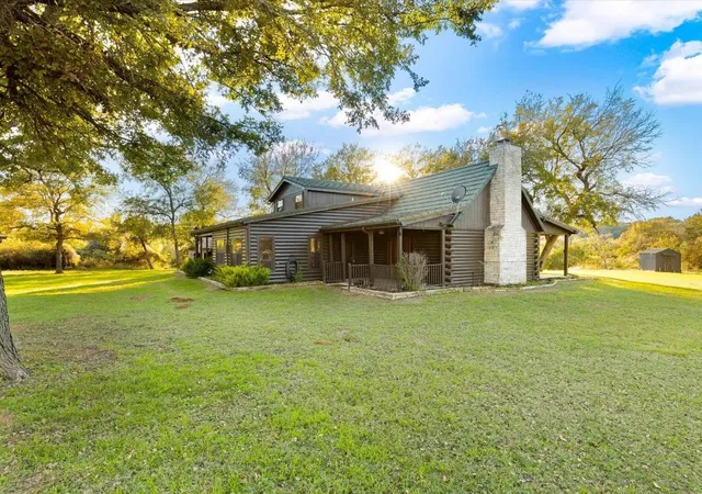 Homes for sale in Graford, TX | 400 Coronados Trl, Graford, TX 76449 | MLS# 21280200