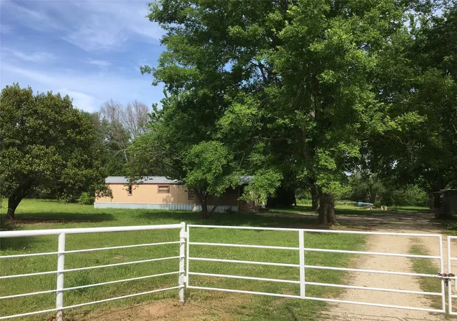 Photo 3 of Multi family home for sale at 1140 Cr 1712, Grand Saline, TX 75140 | MLS# 21281691 | Listing updated on 2026-07-13