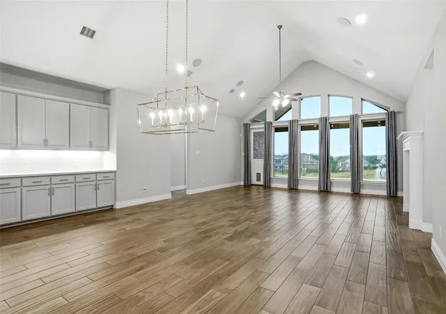 Photo 2 of Single family home for sale at 1001 Myers Park Trl, Roanoke, TX 76262 | MLS# 21281266 | Listing updated on 2026-10-03