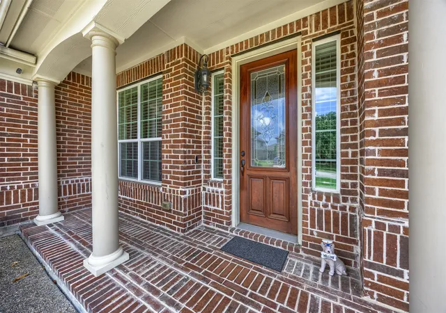 Photo 2 of Single family home for sale at 6425 Abbotsford Dr, Plano, TX 75074 | MLS# 21281074 | Listing updated on 2026-09-24