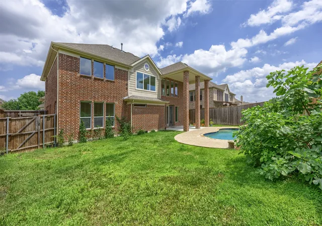 Photo 3 of Single family home for sale at 6425 Abbotsford Dr, Plano, TX 75074 | MLS# 21281074 | Listing updated on 2026-09-24