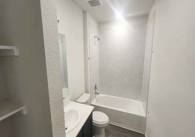 Photo 3 of Single family home for sale at 1202 Breezy Oak Dr, Nevada, TX 75173 | MLS# 21281915 | Listing updated on 2026-09-18