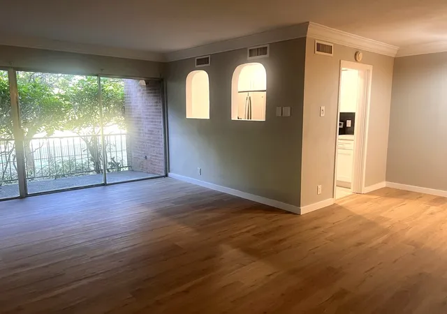 1st image of 506 E Avenue J #A, Grand Prairie, TX 75050 | MLS# 21281936