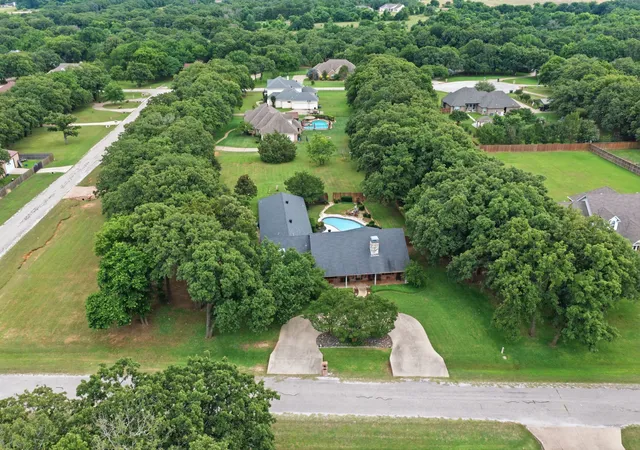 Homes for sale in Alvarado, TX | 7512 Woodland Dr, Alvarado, TX 76009 | MLS# 21281931