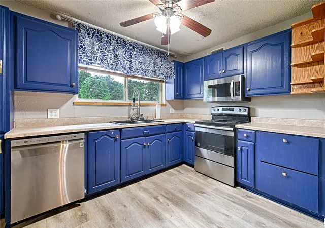 Photo 2 of Sale Pending at 19455 County Road 541, Nevada, TX 75173 | MLS# 21280433 | Listing updated on 2026-08-10