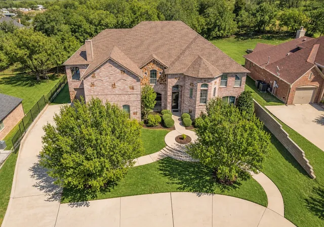 Photo 1 of Single family home for sale at 12548 Avondale Ridge Dr, Fort Worth, TX 76179 | MLS# 21282112 | Listing updated on 2026-09-22