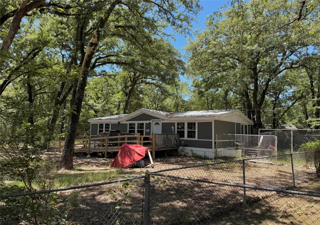 Homes for sale in Mabank, TX | 115 Fernwood Dr, Mabank, TX 75156 | MLS# 21261290