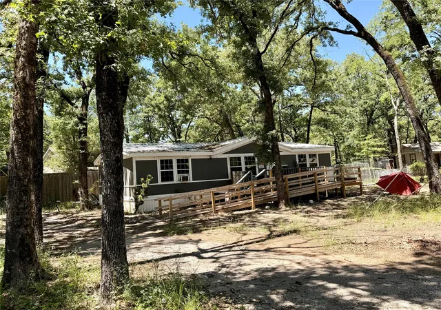 Homes for sale in Mabank, TX | 115 Fernwood Dr, Mabank, TX 75156 | MLS# 21261290