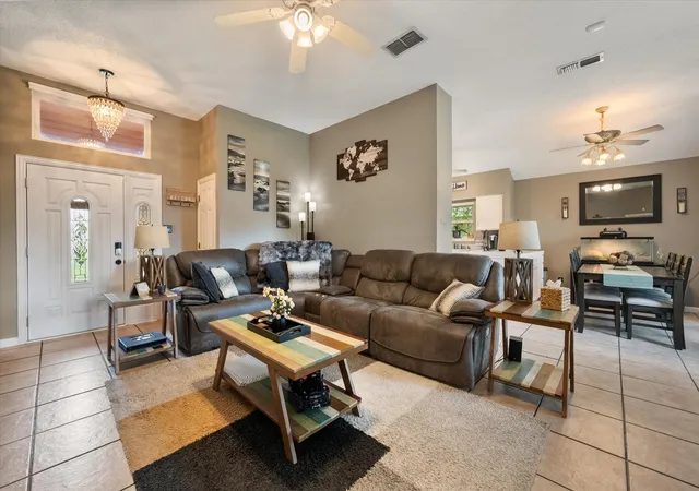 Photo 4 of Single family home for sale at 728 Saddle Rd, Fort Worth, TX 76108 | MLS# 21282215 | Listing updated on 2026-07-11