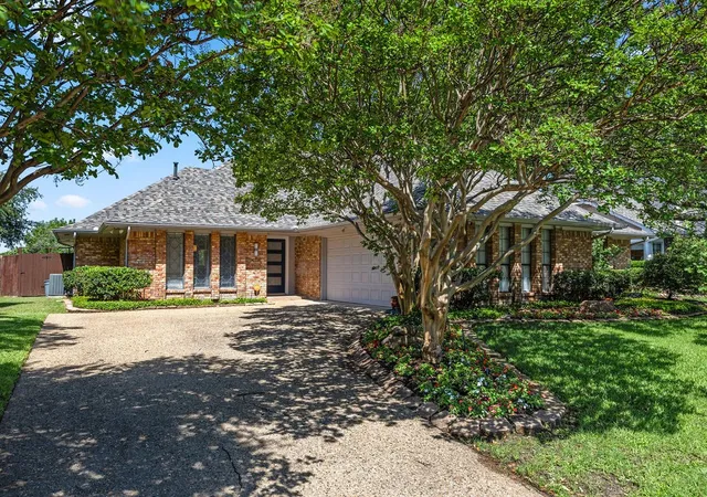 Homes for sale in Richardson, TX | 2905 Saint Andrews Dr, Richardson, TX 75082 | MLS# 21282273