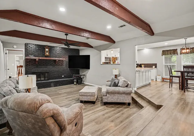 Photo 3 of Single family home for sale at 1908 Thousand Oaks Dr, Burleson, TX 76028 | MLS# 21282301 | Listing updated on 2026-09-06