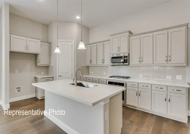 Photo 2 of Single family home for sale at 1804 Tree House Trl, Mesquite, TX 75181 | MLS# 21277071 | Listing updated on 2026-09-16
