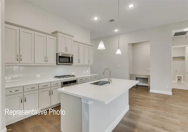 Photo 3 of Single family home for sale at 1804 Tree House Trl, Mesquite, TX 75181 | MLS# 21277071 | Listing updated on 2026-09-16
