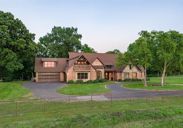 Homes for sale in Jacksonville, TX | 1281 County Road 3113, Jacksonville, TX 75766 | MLS# 21281771