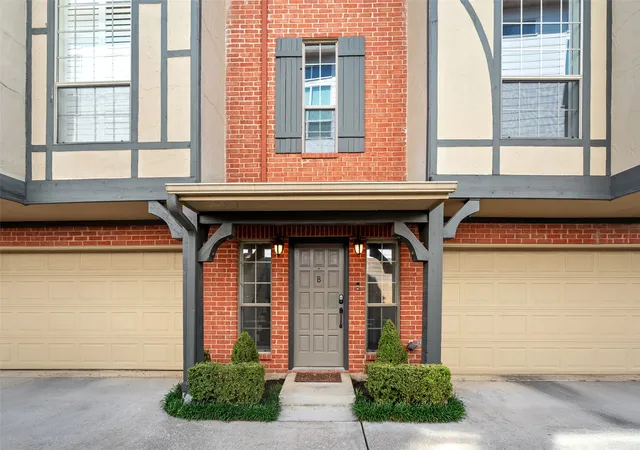Photo 3 of Condo for sale at 4222 Bowser Ave #B, Dallas, TX 75219 | MLS# 21280814 | Listing updated on 2026-08-23
