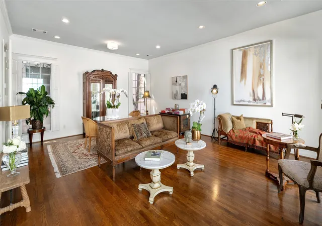 Photo 4 of Condo for sale at 4222 Bowser Ave #B, Dallas, TX 75219 | MLS# 21280814 | Listing updated on 2026-08-23