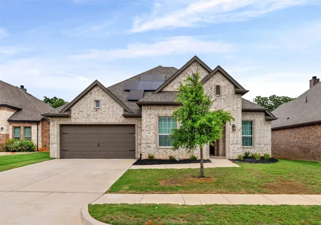 Homes for sale in Joshua, TX | 1068 Wildwood Dr, Joshua, TX 76058 | MLS# 21281307
