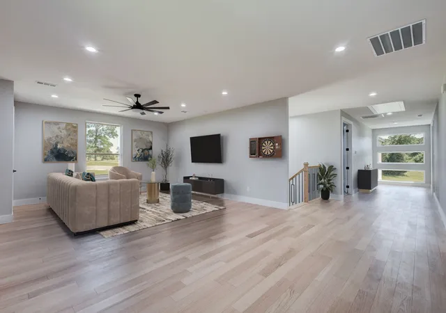 Photo 2 of Single family home for sale at 321 El Barco, Corsicana, TX 75109 | MLS# 21282506 | Listing updated on 2026-09-02