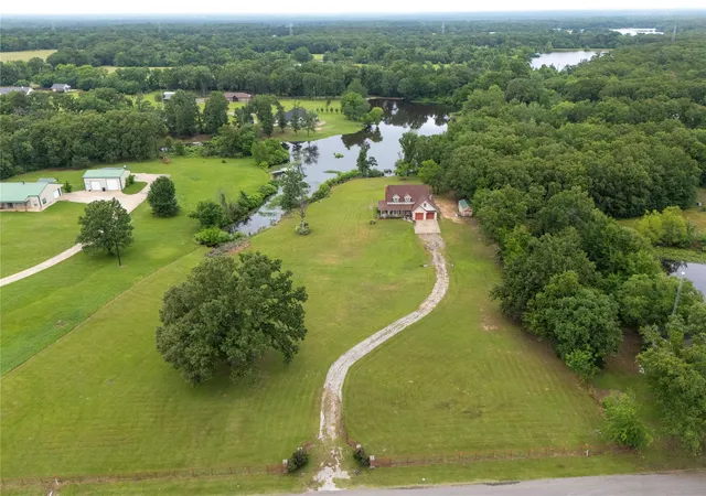 Photo 4 of Single family home for sale at 786 Vz County Road 1803, Grand Saline, TX 75140 | MLS# 21282517 | Listing updated on 2026-08-20