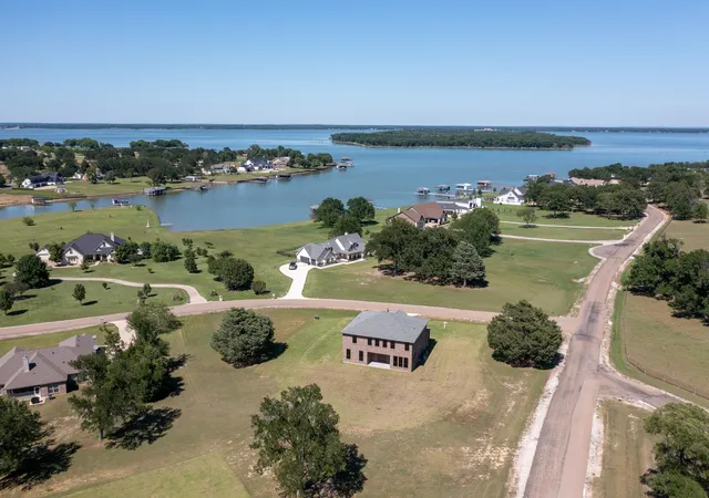 Photo 3 of Single family home for sale at 101 Crepe Myrtle, Corsicana, TX 75109 | MLS# 21265080 | Listing updated on 2026-09-02