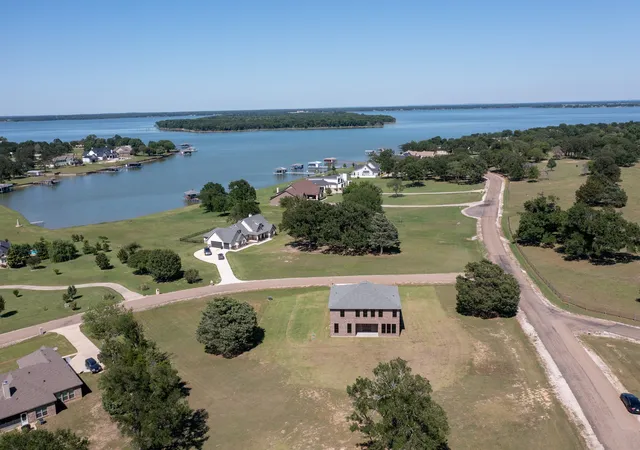Photo 3 of Single family home for sale at 101 Crepe Myrtle, Corsicana, TX 75109 | MLS# 21265080 | Listing updated on 2026-09-02