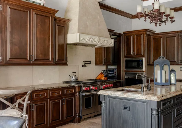 Photo 3 of Mansion for sale at 1928 Running Creek Dr, Salado, TX 76571 | MLS# 21279633 | Listing updated on 2026-07-17