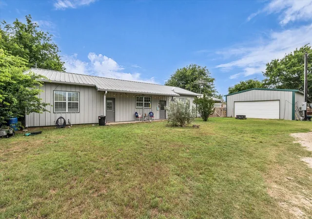 Homes for sale in Clifton, TX | 173 County Road 3465, Clifton, TX 76634 | MLS# 21277874